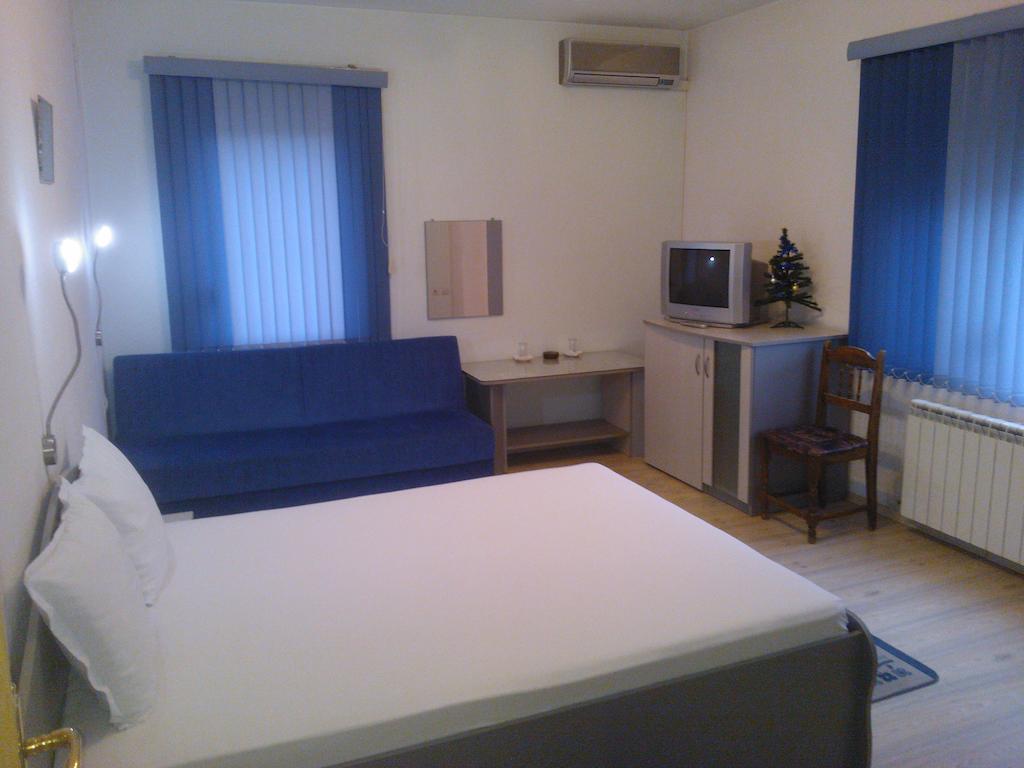 Hotel Tsarevets Asenovgrad Phòng bức ảnh